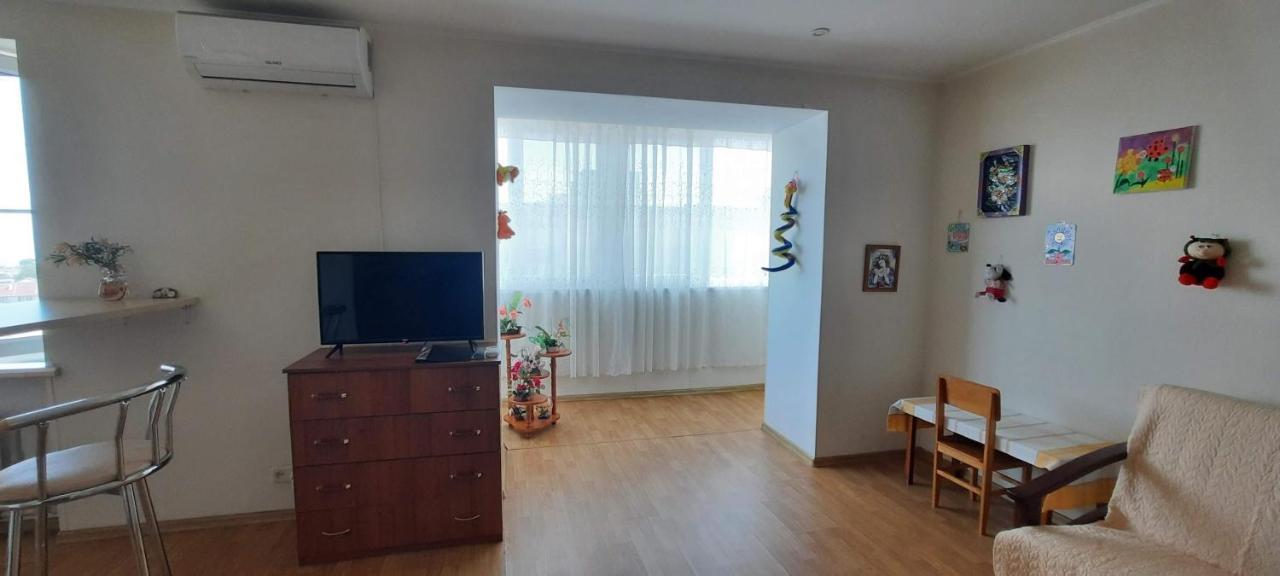 Seaview Apartment Czarnomorsk Zewnętrze zdjęcie